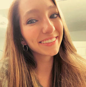 Meet your Posher, Kendra